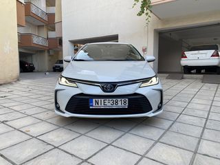 Toyota Corolla '19 Lounge 