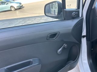 Chevrolet Spark 2013-thumb-21