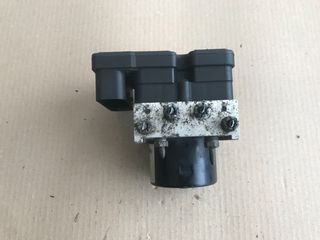Μονάδα ABS με κωδικό 8200403322F Renault Twingo 2007-2014 