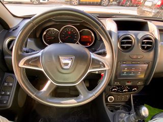 Dacia Duster 2017 4WD-130HP-NAVI-CAMERA-LEATHER-thumb-26