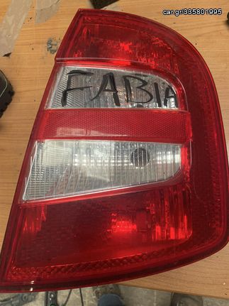 ΠΙΣΩ ΔΕΞΙ ΦΑΝΑΡΙ SKODA FABIA