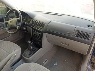 Volkswagen Golf 4 station wagon (1600cc, κωδικός μηχανής AKL)-thumb-3