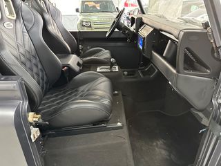 Land Rover Defender 1989 MODEL 90-led light-thumb-25