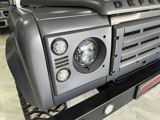 Land Rover Defender 1989 MODEL 90-led light-thumb-18
