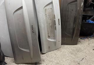 Smart Fortwo 451 πανελ πορτμπαγκάζ σε ασημι