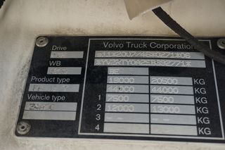 Volvo 2014 FH460 4X2 EURO 6 - ADR-thumb-87