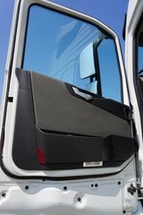 Volvo 2014 FH460 4X2 EURO 6 - ADR-thumb-38