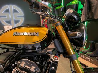 Kawasaki Z 900 '24 RS SE 111PS Metallic Diablo Black ΕΤΟΙΜΟΠΑΡΑΔΟΤΗ!