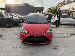 Toyota Yaris 2018 1.5 HYBRID TEAM-thumb-1