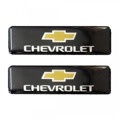 Chevrolet σήματα βιδωτά 10 χ 3 cm σε μαύρο/χρώμιο για πατάκια – 2 τεμ.