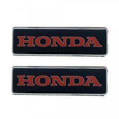 Honda σήματα βιδωτά 10 χ 3 CM σε μαύρο/κόκκινο για πατάκια – 2 τεμ.