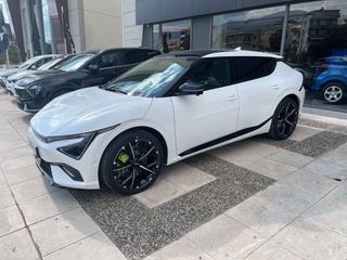 Kia EV6 2025 GT-thumb-2