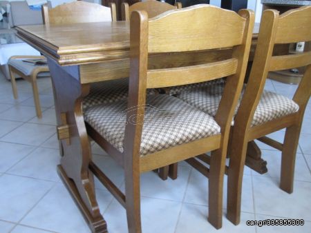 Πωλείται δρύινη τραπεζαρία