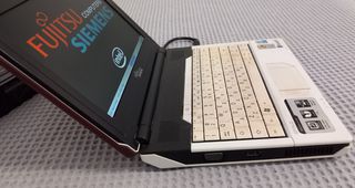 Notebook Fujitsu-Siemens Amilo Mini Ui3520 + θήκη μεταφοράς-thumb-7