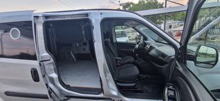 Opel Combo 2016 Van L2H2 2,4t 1.6 Diesel MAXXI-thumb-14