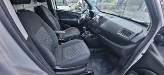 Opel Combo 2016 Van L2H2 2,4t 1.6 Diesel MAXXI-thumb-12
