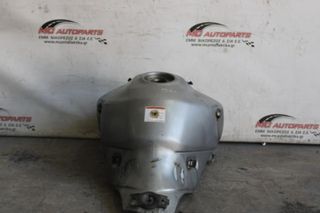 Τεπόζιτο Ρεζερβουάρ  SUZUKI V STROM 650 (2004-2010)     λίγο χτυπημένο
