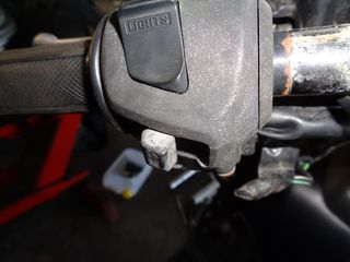 ΔΙΑΚΟΠΤΗ ΚΟΡΝΑΣ ΑΡΙΣΤΕΡΟΣ   ΓΙΑ HONDA FJS 600 SILVER WING 2009model ## ΜΟΤΟ ΚΟΡΔΑΛΗΣ## 