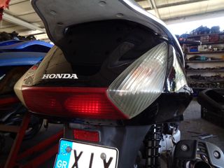 ΦΑΝΑΡΙ ΠΙΣΩ ΚΟΜΠΛΕ ΜΕ ΦΛΑΣ ΓΙΑ HONDA FJS 600 SILVER WING 2009model ## ΜΟΤΟ ΚΟΡΔΑΛΗΣ## 