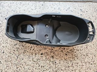 Κουβάς Σέλας Yamaha Χ-max 2023+
