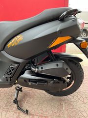 Peugeot Streetzone 2023 NAKED 50 4S-thumb-6