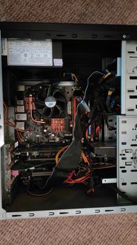 Old PC Parts - 120gb SDD - 750gb HDD - 5GB DDR2 RAM - GPU ATI Radeon 7000 Series