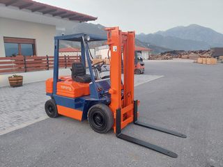 Toyota 1990-thumb-6