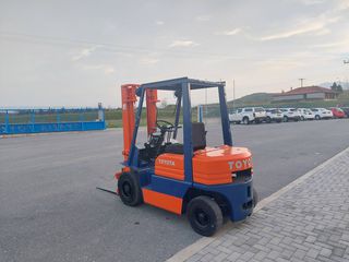 Toyota 1990-thumb-2