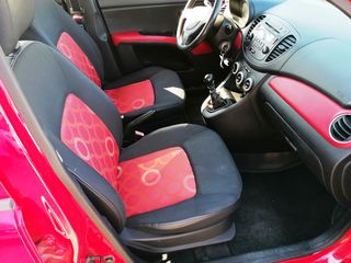 Hyundai i 10 2010 DIESEL-thumb-8