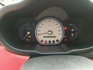 Hyundai i 10 2010 DIESEL-thumb-12