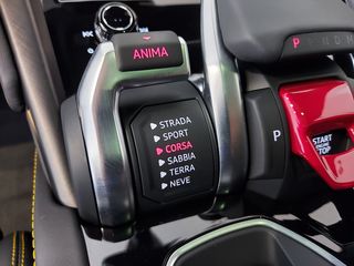 Lamborghini Urus 2021-thumb-22