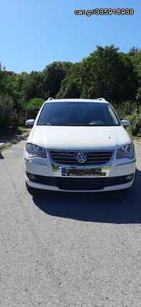 Volkswagen Touran '09  1.4 TSI Highline