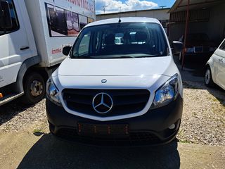 Φορτηγό Έως 7.5τ Mercedes-Benz 2018 Παραγγελιες Επαγγελματικων Αυτοκινητων-thumb-34
