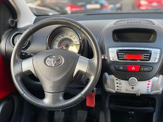 Toyota Aygo 2012-thumb-12