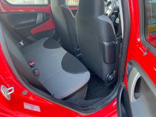 Toyota Aygo 2012-thumb-25
