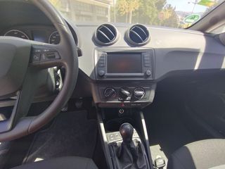 Seat Ibiza 2017-thumb-12
