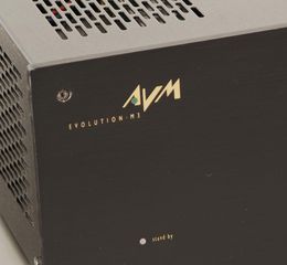 ΤΕΛΙΚΟΙ  ΜΟΝΟΜΠΛΟΚ  ΕΝΙΣΧΥΤΕΣ  AVM   EVOLUTION  M - 3-thumb-4