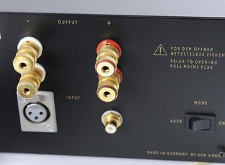 ΤΕΛΙΚΟΙ  ΜΟΝΟΜΠΛΟΚ  ΕΝΙΣΧΥΤΕΣ  AVM   EVOLUTION  M - 3-thumb-8