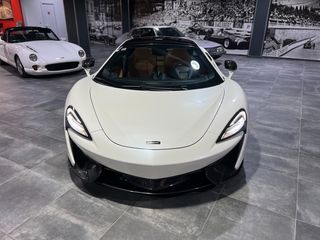 McLaren 570GT 2018 LIFT SYSTEM PANORAMA CARBON PACK-thumb-2