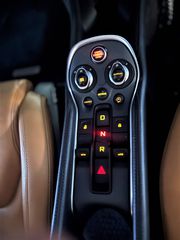 McLaren 570GT 2018 LIFT SYSTEM PANORAMA CARBON PACK-thumb-11