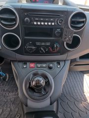 Peugeot Partner 2016-thumb-22