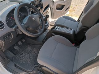 Peugeot Partner 2016-thumb-18