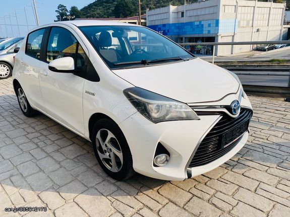 Toyota Yaris '15 1.5 Hybrid 