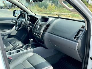 Ford Ranger 2015  Double Cabin 2.2 TDCi Limited Automatic-thumb-76