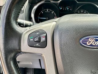 Ford Ranger 2015  Double Cabin 2.2 TDCi Limited Automatic-thumb-52