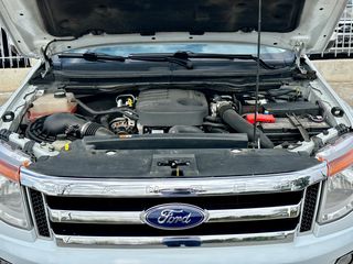 Ford Ranger 2015  Double Cabin 2.2 TDCi Limited Automatic-thumb-83