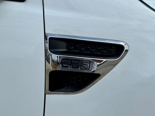 Ford Ranger 2015  Double Cabin 2.2 TDCi Limited Automatic-thumb-6