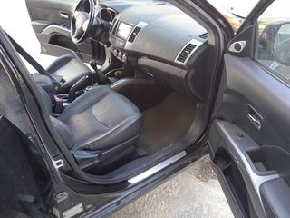 Mitsubishi Outlander 2010 2.4 Fuel Edition-thumb-18