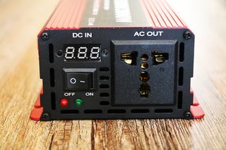 Αλλο  1500W>3000W > 12V > 220V Inverter Βαρέως τύπου '24-thumb-12