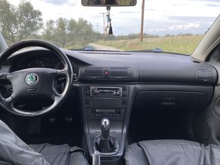 Skoda Superb 2004 AMBITION-thumb-11